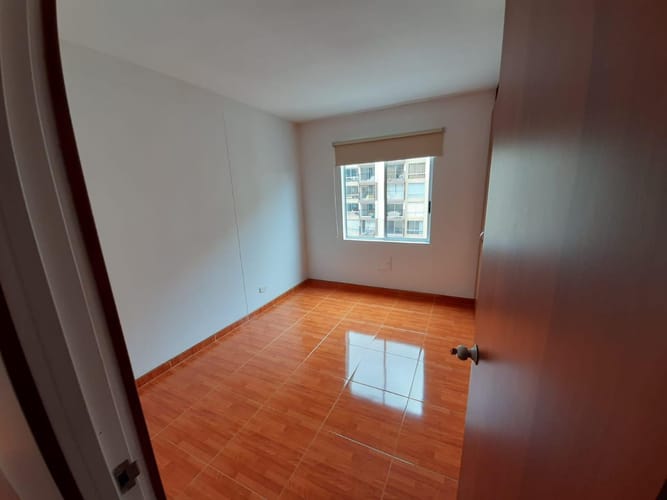 Apartamento de 3 alcobas en arriendo en Pontevedra, Bogotá, 80 m² · foto 6 de 7