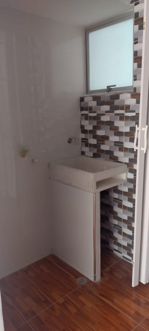 Apartamento de 2 alcobas en arriendo en Nueva Castilla, Bogotá, 45 m² · foto 5 de 13