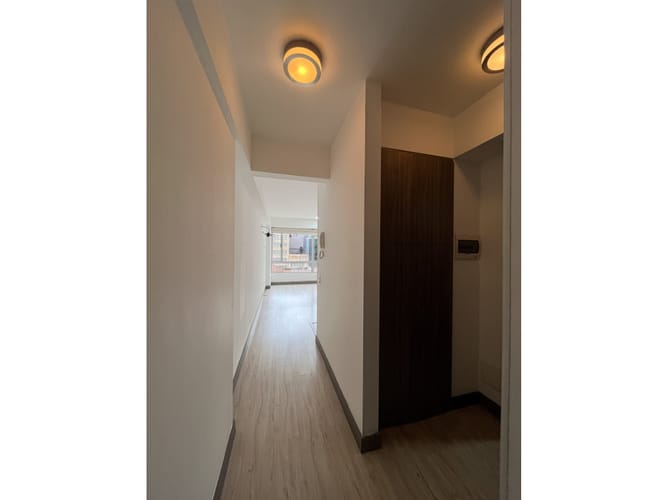 Apartaestudio en venta en San Diego, Bogotá, 35 m² · foto 7 de 9