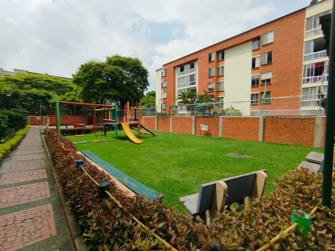 Apartamento de 3 alcobas en arriendo en Ciudad Los Alamos, Cali, 78 m² · foto 23 de 24