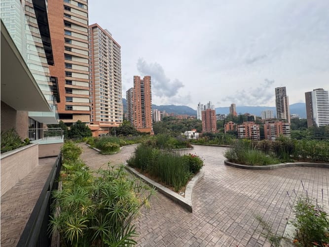 Apartamento de 2 alcobas en arriendo en El Poblado, Bogotá, 95 m² · foto 13 de 24