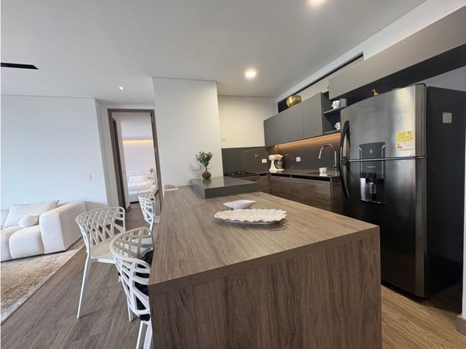 Apartamento de 2 alcobas en arriendo en El Poblado, Bogotá, 95 m² · foto 23 de 24