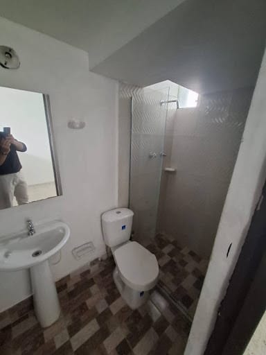 Apartamento de 3 alcobas en arriendo en Los Colores, Medellín, 110 m² · foto 18 de 18