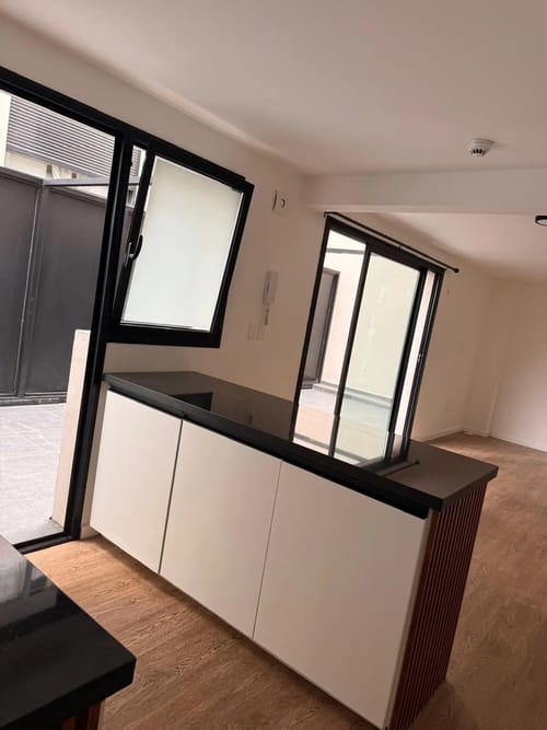 Alquiler de apartamento Monoambiente con Patio,en La Blanqueada Montevideo. H · Foto 2