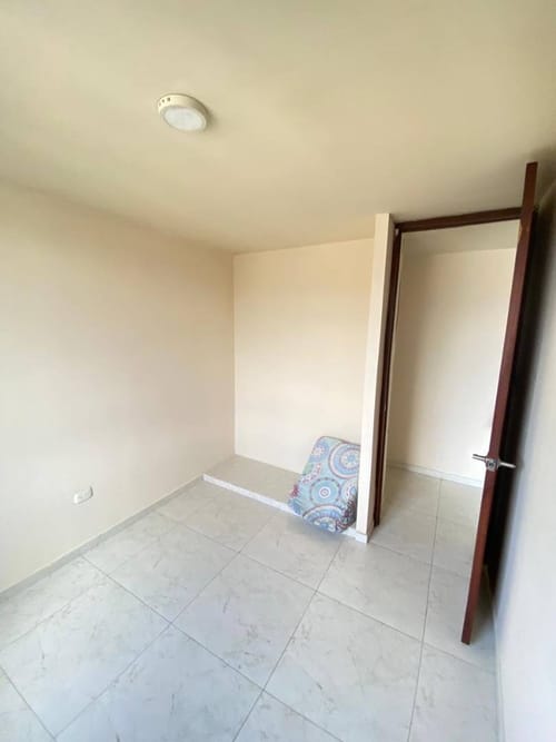 Apartamento de 3 alcobas en arriendo en Carrizal Campestre, Girón, 53 m² · foto 4 de 13