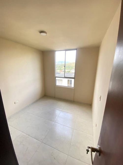 Apartamento de 3 alcobas en arriendo en Carrizal Campestre, Girón, 53 m² · foto 6 de 13