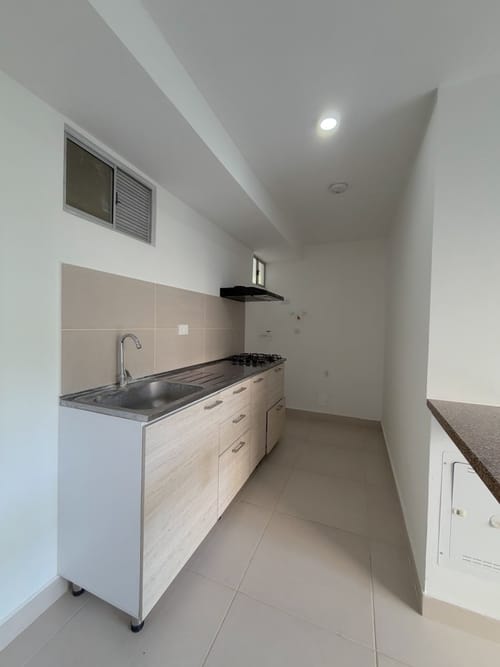 Apartamento de 2 alcobas en arriendo en 11 De Noviembre, Santa Marta, 40 m² · foto 6 de 16