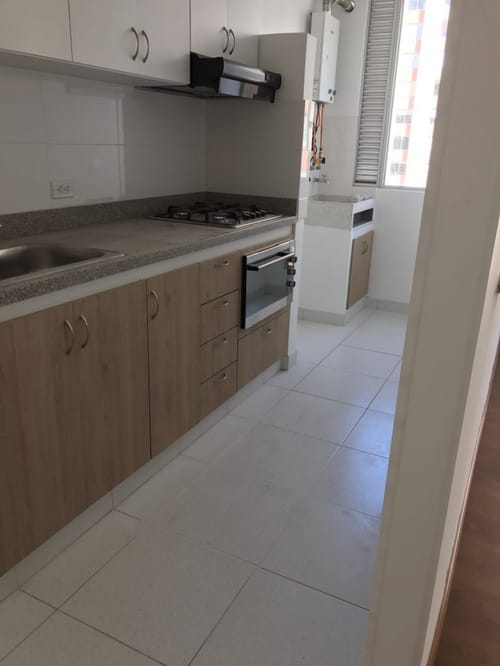Apartamento de 3 alcobas en arriendo en Castilla, Bogotá, 76 m² · foto 8 de 21