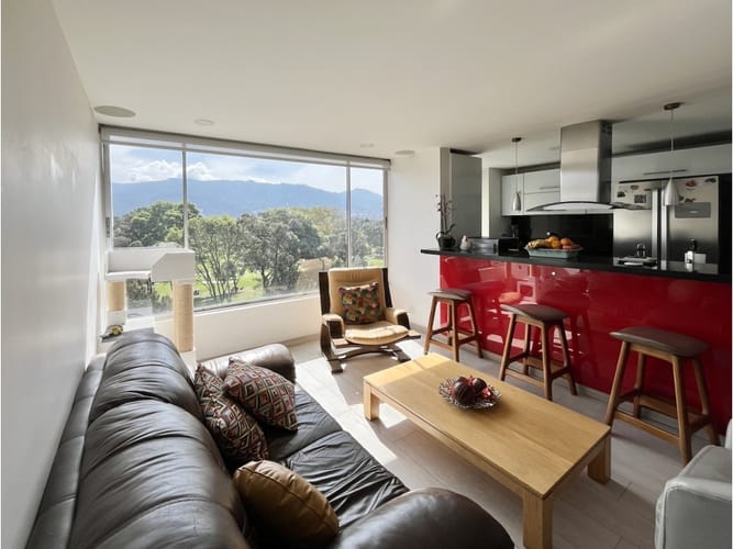 Apartamento de 3 alcobas en venta en Calleja Baja, Bogotá, 125 m² · foto 2 de 22