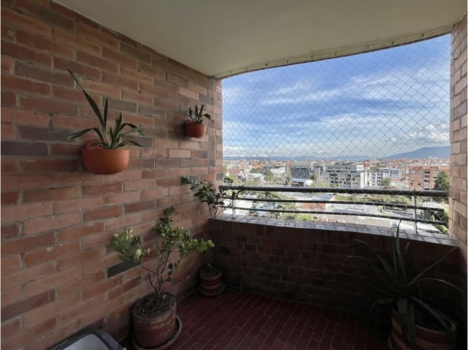 Apartamento de 3 alcobas en venta en Calleja Baja, Bogotá, 125 m² · foto 3 de 22