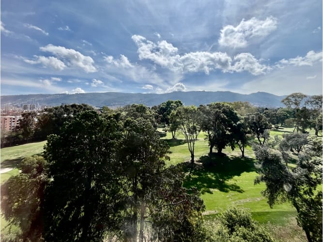Apartamento de 3 alcobas en venta en Calleja Baja, Bogotá, 125 m² · foto 4 de 22