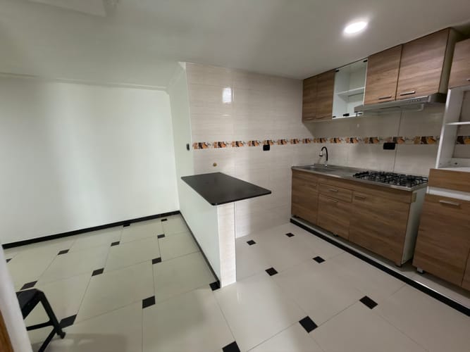 Apartamento de 4 alcobas en arriendo en Engativá, Bogotá, 100 m² · foto 5 de 24