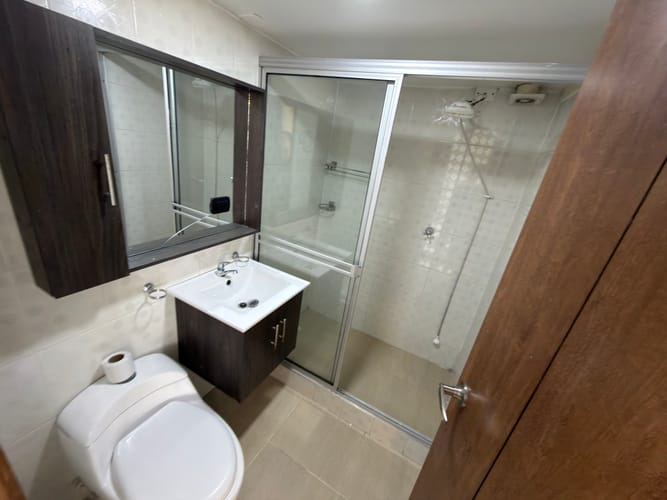 Apartamento de 4 alcobas en arriendo en Engativá, Bogotá, 100 m² · foto 7 de 24