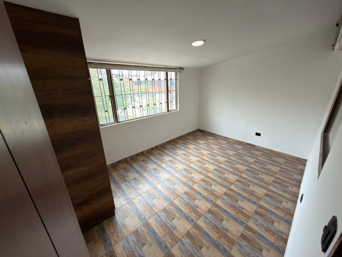 Apartamento de 4 alcobas en arriendo en Engativá, Bogotá, 100 m² · foto 10 de 24