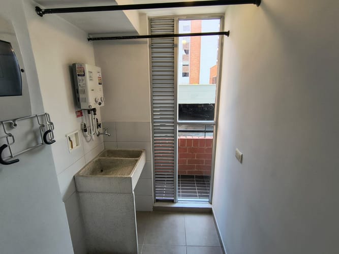 Apartamento de 3 alcobas en arriendo en Suramérica, La Estrella, 68 m² · foto 13 de 14