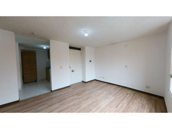 Apartamento de 3 alcobas en venta en Los Laureles, Bogotá, 53 m² · foto 2 de 17