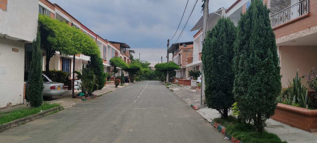 Casa de 4 alcobas en arriendo en Ub. Alferez Real, Jamundí, 180 m² · foto 2 de 24
