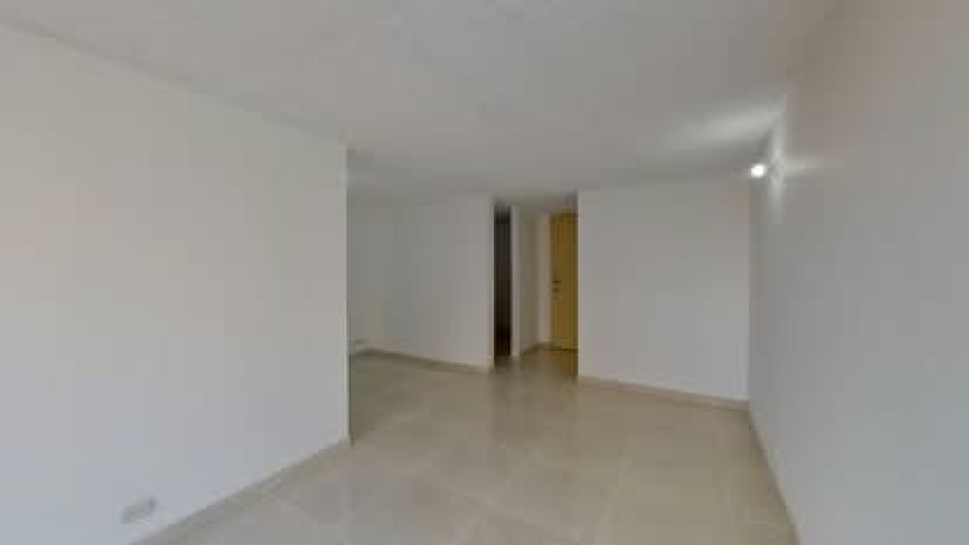 Apartamento de 3 alcobas en arriendo en San Antonio Norte, Bogotá, 65 m² · foto 4 de 14