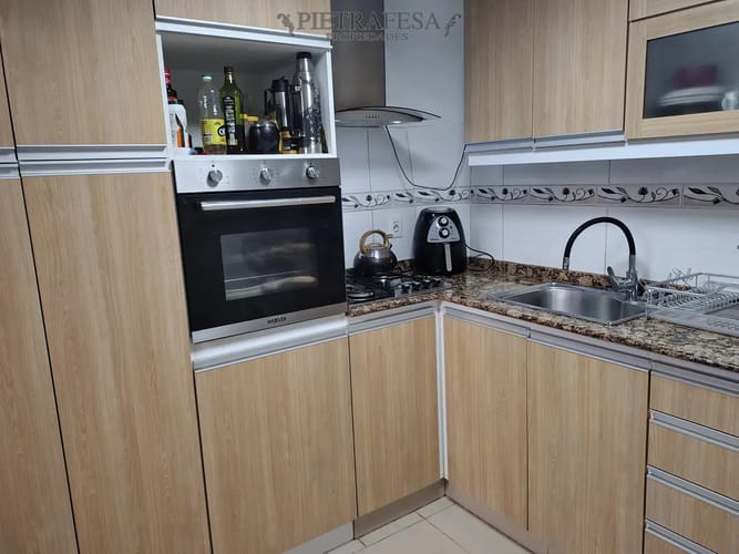 Apartamento en alquiler, 3 dormitorios, 1 baño. Sin gastos comunes. Cordón. · Foto 5