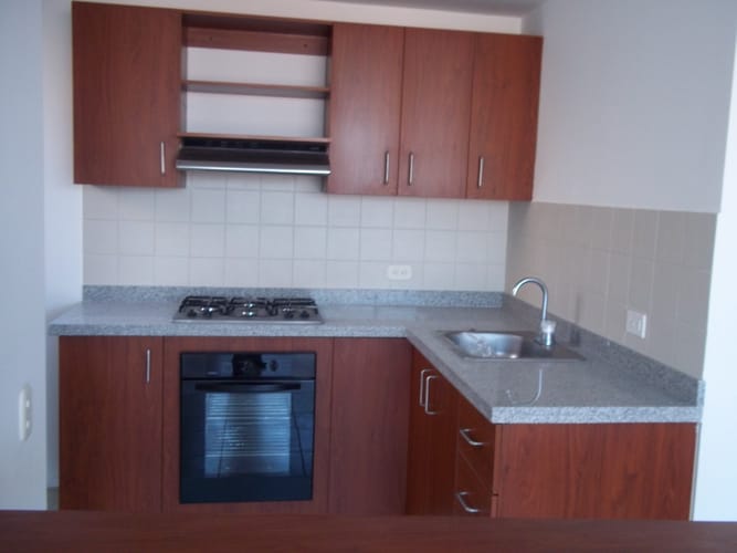 Apartamento de 3 alcobas en arriendo en Castilla, Bogotá, 80 m² · foto 4 de 23