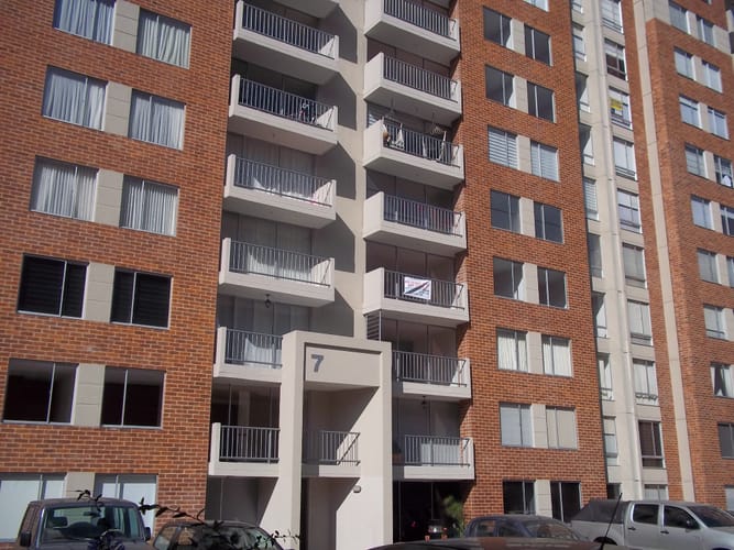Apartamento de 3 alcobas en arriendo en Castilla, Bogotá, 80 m² · foto 22 de 23