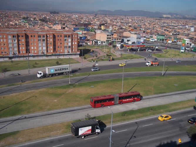 Apartamento de 3 alcobas en arriendo en Castilla, Bogotá, 80 m² · foto 20 de 23