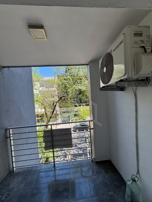 Apartamento en alquiler de 1 dormitorio con terraza | parrillero y amenities · Foto 4