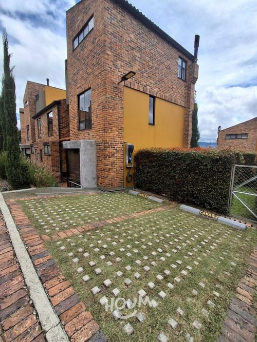 Casa de 3 alcobas en venta en Casa Blanca Suba, Bogotá, 133 m² · foto 2 de 24