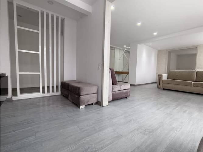 Apartamento de 3 alcobas en venta en Ciudad Salitre Oriental, Bogotá, 138 m² · foto 7 de 24
