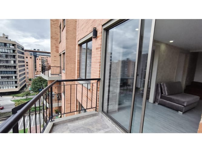 Apartamento de 3 alcobas en venta en Ciudad Salitre Oriental, Bogotá, 138 m² · foto 14 de 24