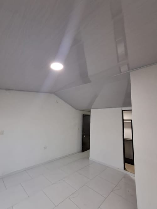 Apartamento de 3 alcobas en arriendo en Plazas Del Bosque, Ibagué, 76 m² · foto 4 de 23
