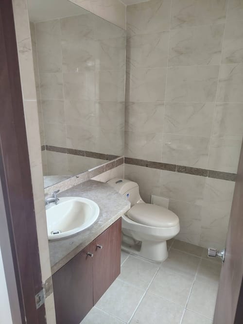 Apartamento de 3 alcobas en arriendo en Fontibon, Bogotá, 107 m² · foto 8 de 12
