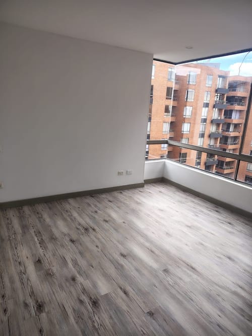 Apartamento de 3 alcobas en arriendo en Fontibon, Bogotá, 107 m² · foto 12 de 12