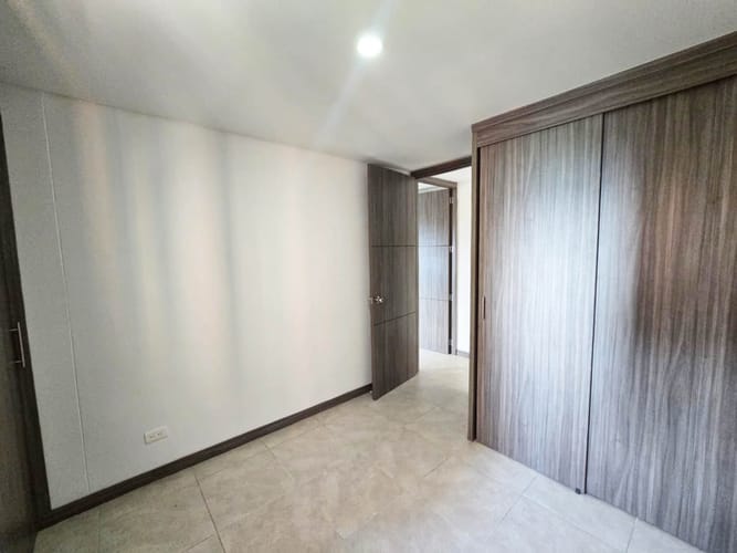 Apartamento de 2 alcobas en arriendo en Belén, Medellín, 56 m² · foto 6 de 18