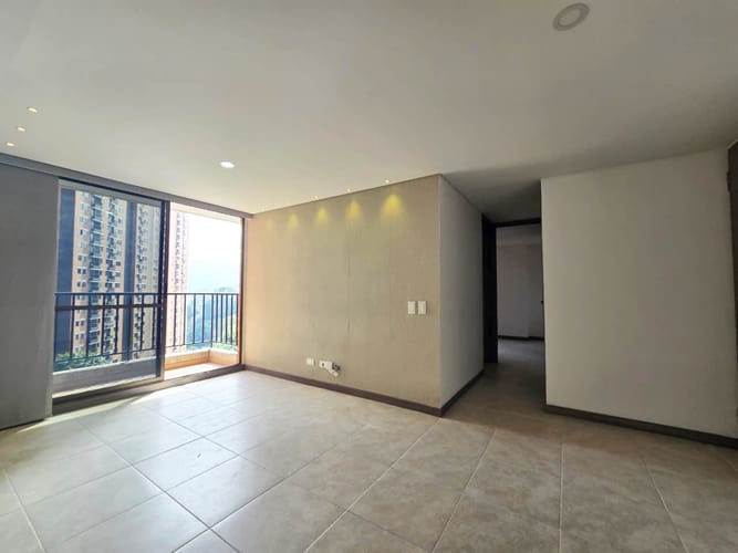 Apartamento de 2 alcobas en arriendo en Belén, Medellín, 56 m² · foto 9 de 18