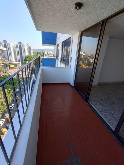 Apartamento de 3 alcobas en arriendo en San Fernando Viejo, Cali, 111 m² · foto 2 de 13