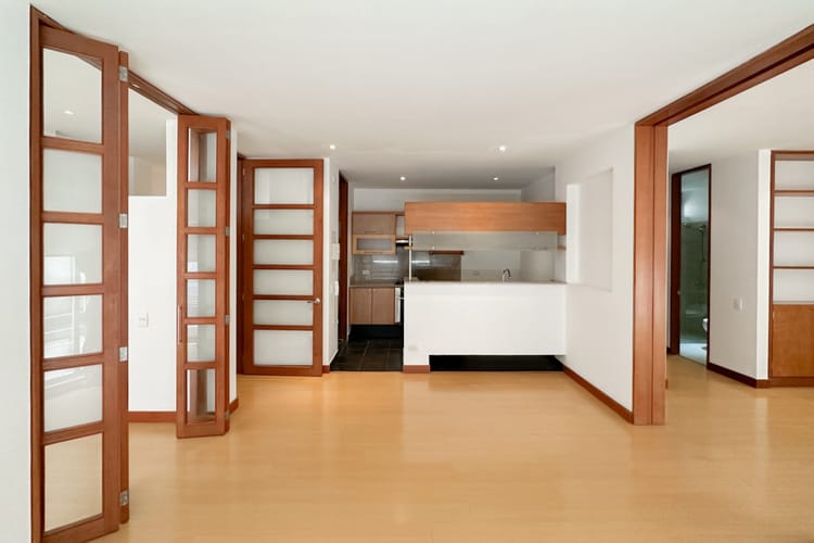Apartamento de 2 alcobas en arriendo en Chico Norte, Bogotá, 69 m² · foto 2 de 24