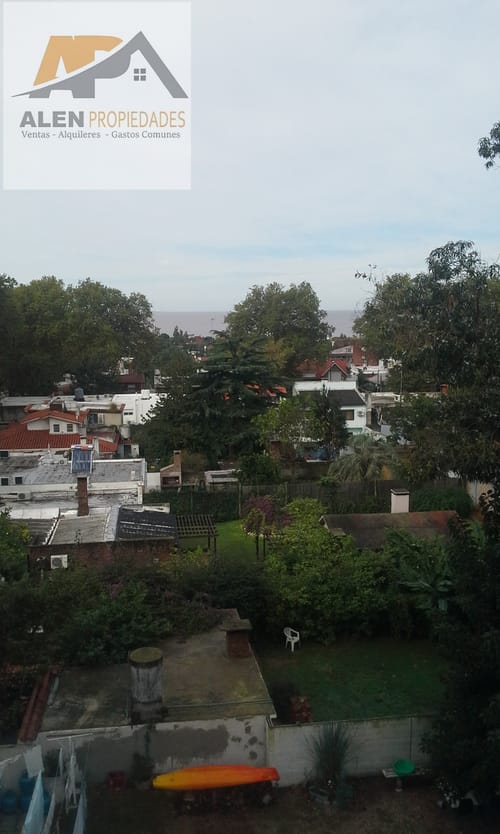 2 dormitorios con garaje, ubicación privilegiada a media cuadra de Rivera · Photo 5