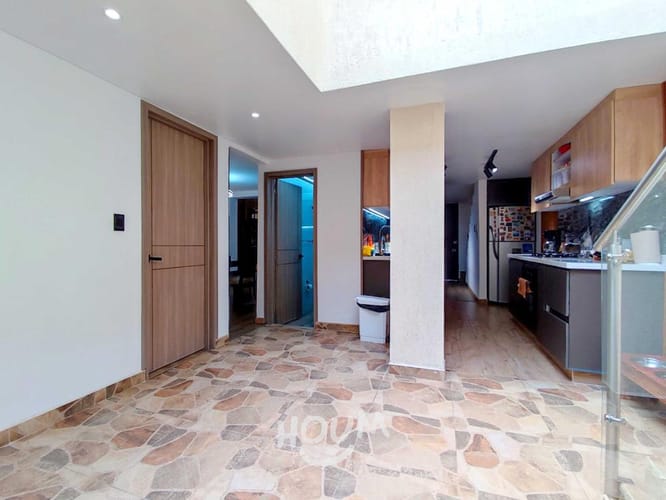 Casa de 5 alcobas en arriendo en Alqueria, Bogotá, 238 m² · foto 14 de 24
