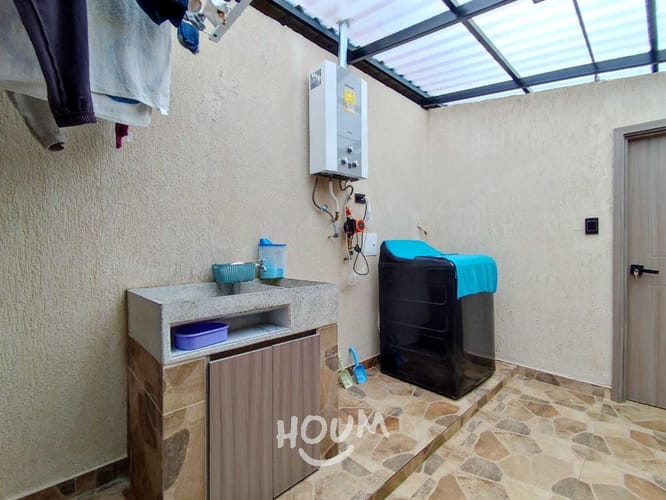 Casa de 5 alcobas en arriendo en Alqueria, Bogotá, 238 m² · foto 17 de 24