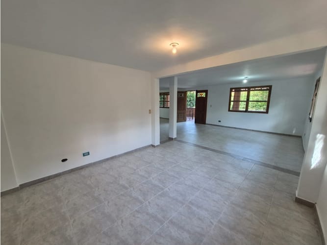 Casa de 3 alcobas en arriendo en El Retiro, 250 m² · foto 9 de 24