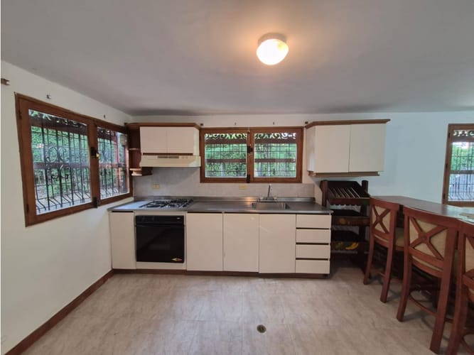 Casa de 3 alcobas en arriendo en El Retiro, 250 m² · foto 14 de 24
