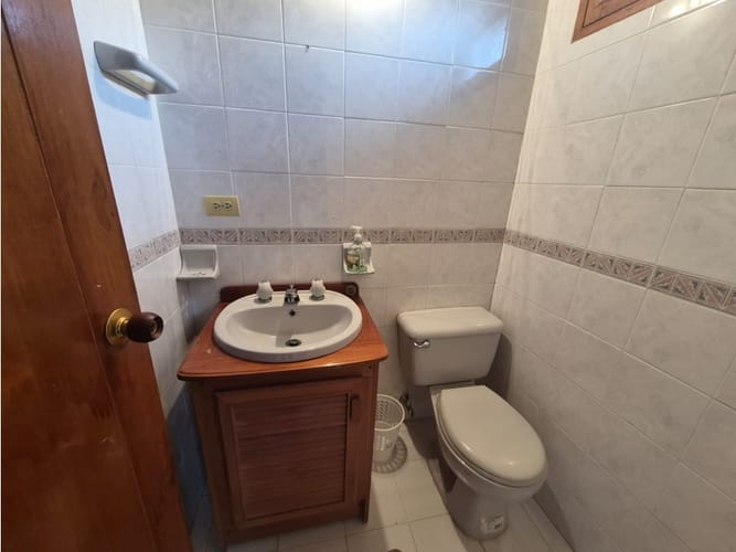 Casa de 3 alcobas en arriendo en El Retiro, 250 m² · foto 24 de 24