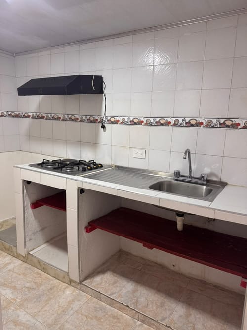 Apartamento de 2 alcobas en arriendo en La Española, Bogotá, 50 m² · foto 12 de 18