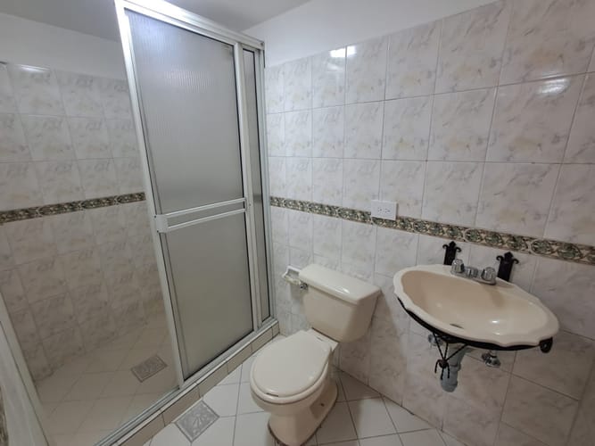 Apartamento de 2 alcobas en arriendo en Parque De Caldas, Manizales, 104 m² · foto 14 de 17