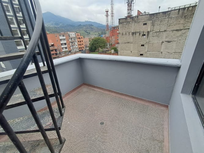 Apartamento de 2 alcobas en arriendo en Parque De Caldas, Manizales, 104 m² · foto 15 de 17