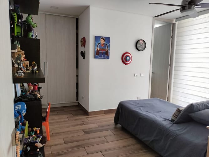 Casa de 5 alcobas en arriendo en Ciudad Jardin, Cali, 424 m² · foto 23 de 24
