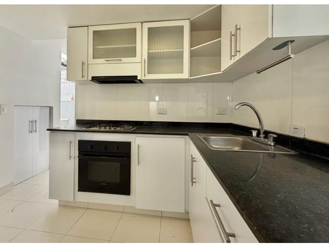 Casa de 3 alcobas en arriendo en Ciudad Jardin, Cali, 230 m² · foto 7 de 24