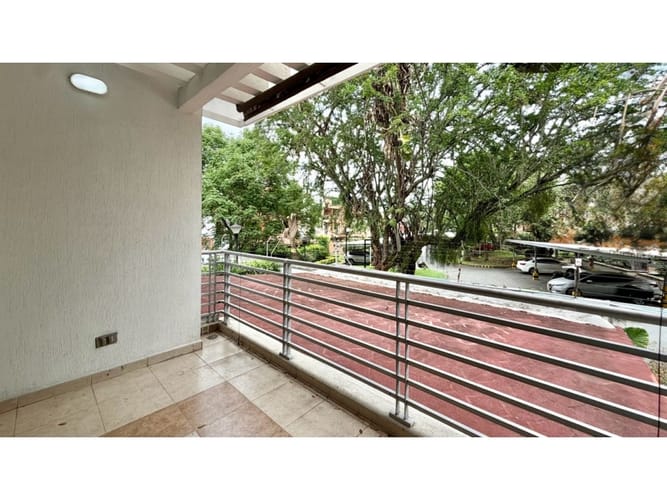 Casa de 3 alcobas en arriendo en Ciudad Jardin, Cali, 230 m² · foto 14 de 24