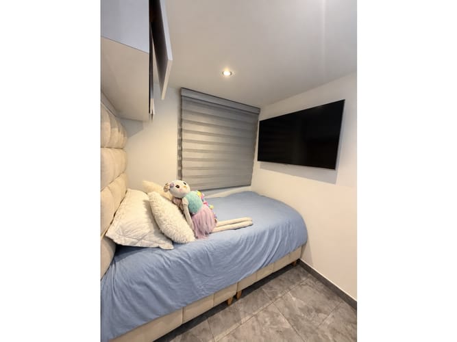 Apartamento de 2 alcobas en venta en Campo Alegre, Bogotá, 48 m² · foto 6 de 7